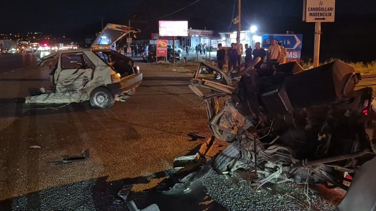 Malatyada feci zincirleme kaza: 1i ağır 4 kişi hastanelik oldu