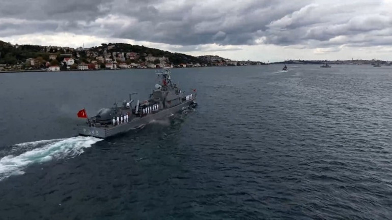 İstanbul Boğazında görkemli geçit: Preveze Deniz Zaferi 488inci yıl dönümünde kutlandı