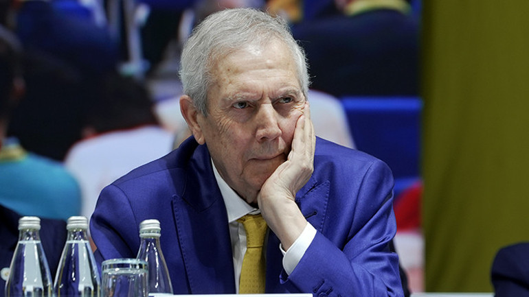 Aziz Yıldırımdan Sadettin Saran yönetimine tepki: Paraları yemişsiniz Erkek gibi neden söylemiyorsunuz