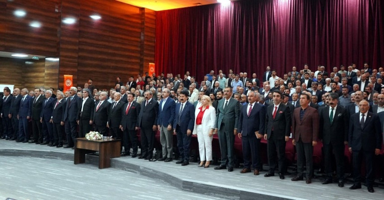 Aşiret temsilcileri Vanda toplandı: Devletimizin yanındayız