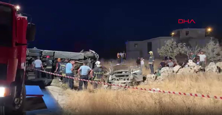 Gaziantep’te yolcu otobüsü kaza yaptı Ölü ve yaralılar var
