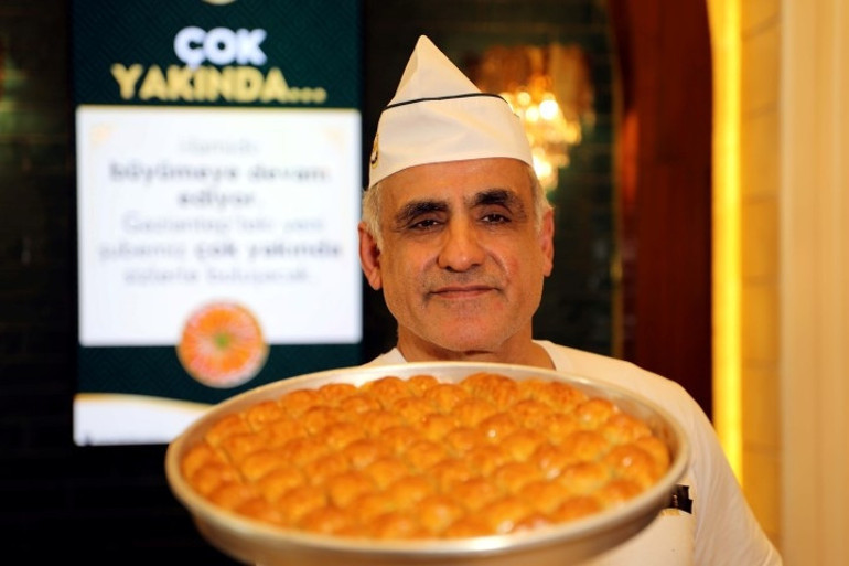 Mühendisliği bıraktı, ABDde baklava kralı oldu Elon Muskın SpaceXine kadar ulaştırdı