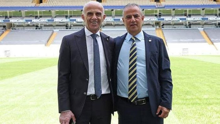 Fenerbahçeden yerli operasyonu Bir golcü, bir stoper