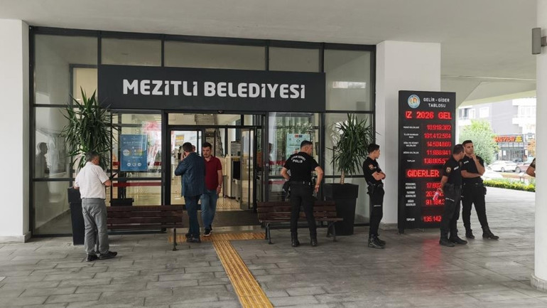  Mersin Belediye Başkanı Vahap Seçer dahil 59 kişi gözaltına alındı