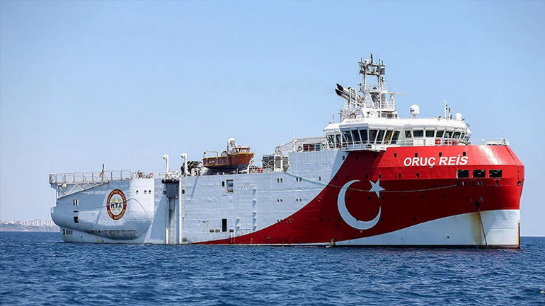 Türkiye Doğu Akdenizde yeni NAVTEX ilan etti Yunan basını: Oruç Reis geri döndü