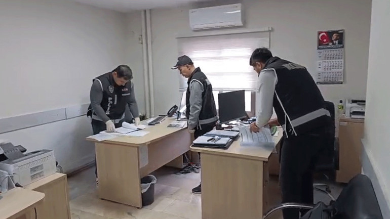 Kırıkkale Belediyesine yönelik rüşvet operasyonu: 3 belediye çalışanı gözaltına alındı