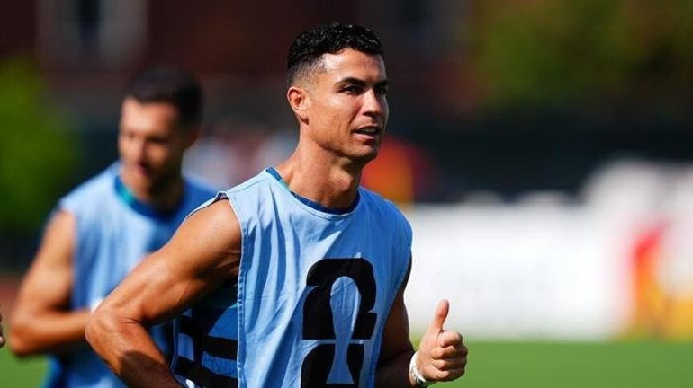 Ronaldonun yerine Leao Karar çıktı