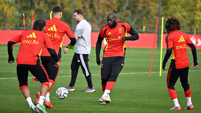 Mark van Bommelden Lukaku ve Trossard açıklaması