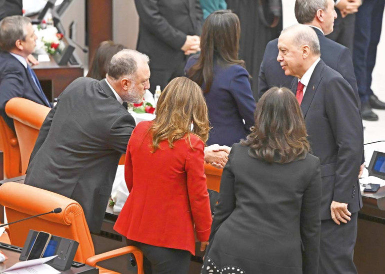 TBMM 28. Dönem 5. Yasama Yılı törenle başladı… Erdoğan’dan fon mesajı: Süratle çözüyoruz