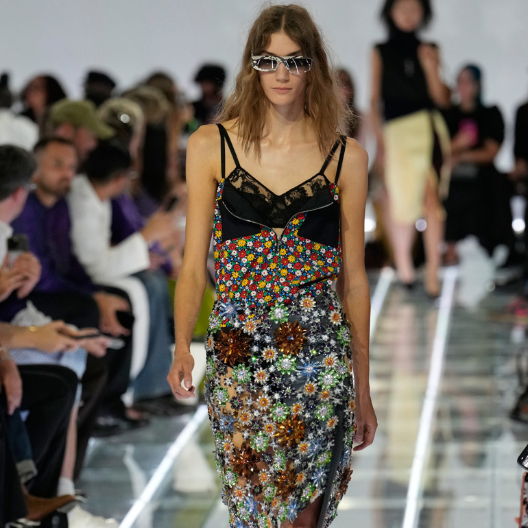 Prada’nın Dev Portföyünde Gizli Hedef