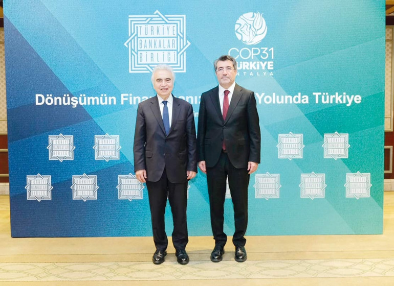 G7 ülkeleri 100 milyon varil petrolü piyasaya sürecek