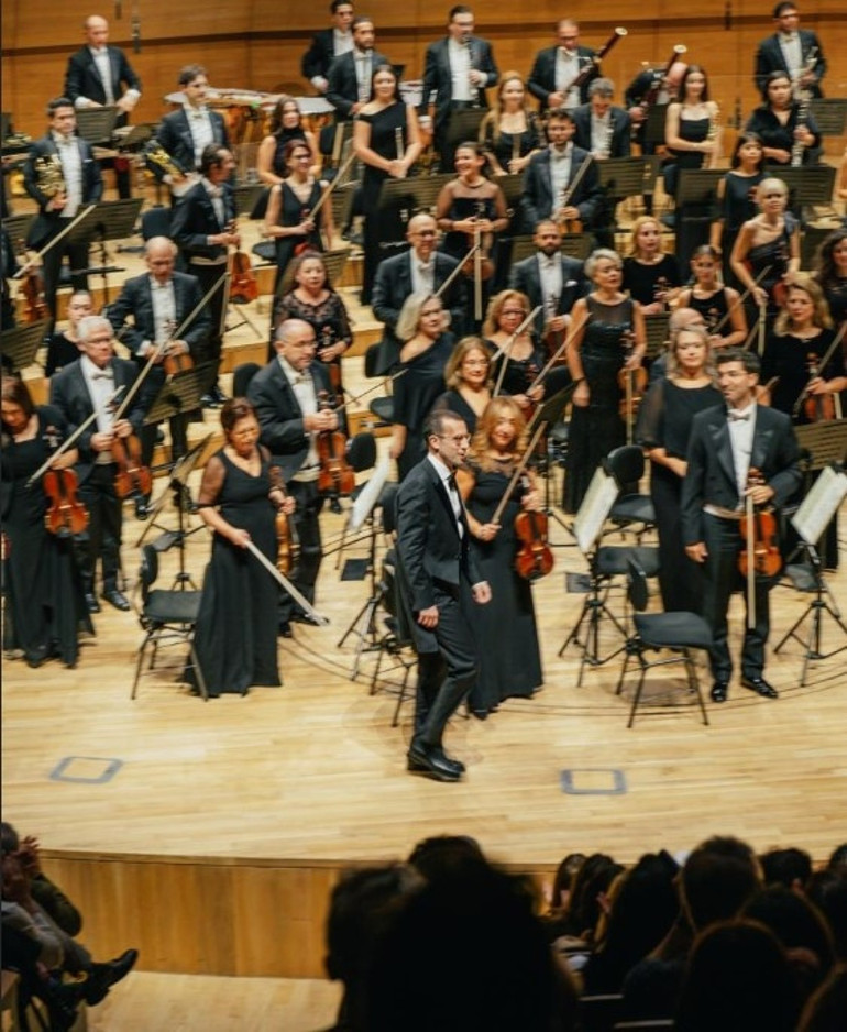 Ankarada senfoni izdihamı... Dünyaca ünlü piyanist Abduraimov sahnede