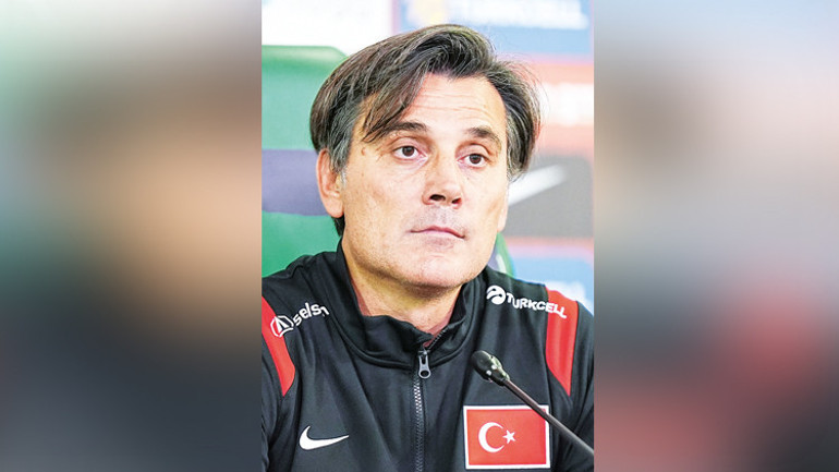Her masanın/ her ortamın gündeminde onlar var