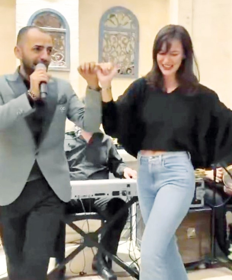 Önce şarkı sonra halay