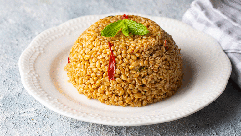Bulgur pilavı nasıl yapılır? 5 farklı bulgur pilavı tarifi - Hürriyet Lezizz Mutfak Tüyoları