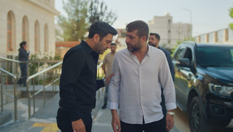 Cihan, Alyayı yalnız bırakmıyor