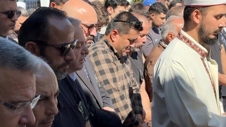 Portekizde hayatını kaybeden Melek, memleketinde son yolculuğuna uğurlandı