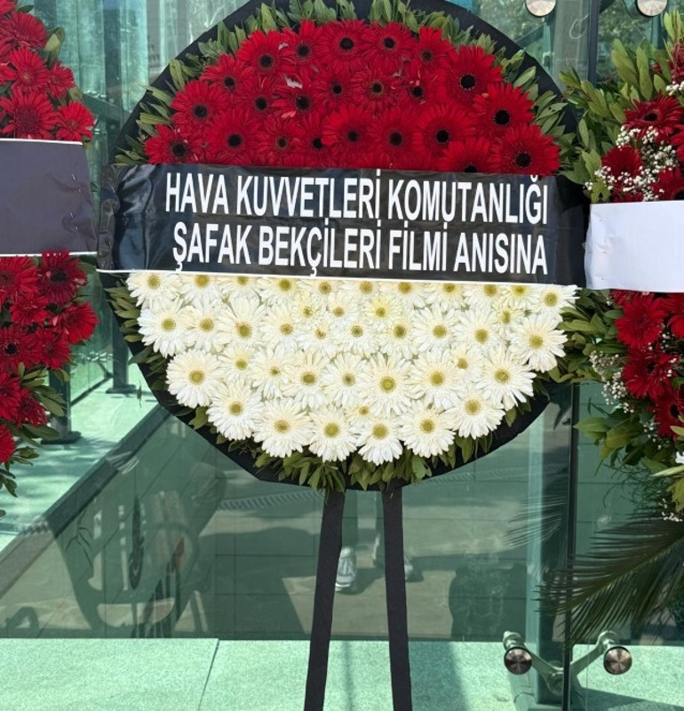 Yeşilçamın Altın Çocukuna veda... Göksel Arsoy son yolculuğuna uğurlanıyor