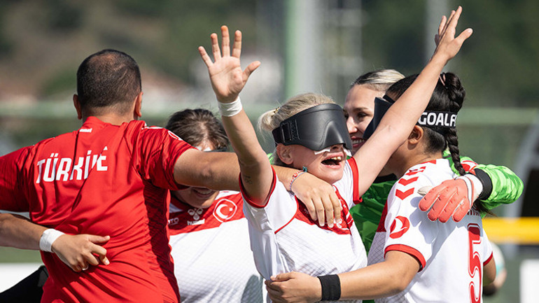 Görme Engelli Kadın Milli Futbol Takımı namağlup Avrupa şampiyonu