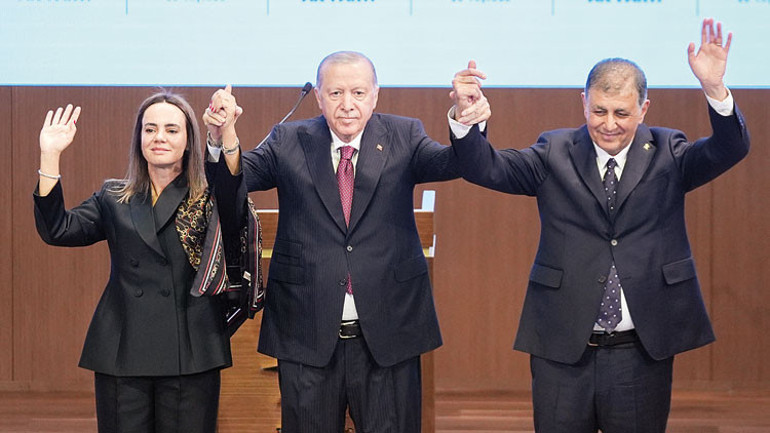 Milletin hakkına girenler hesabını verecek