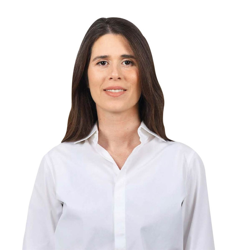 Adım adım geliyor gelmekte olan