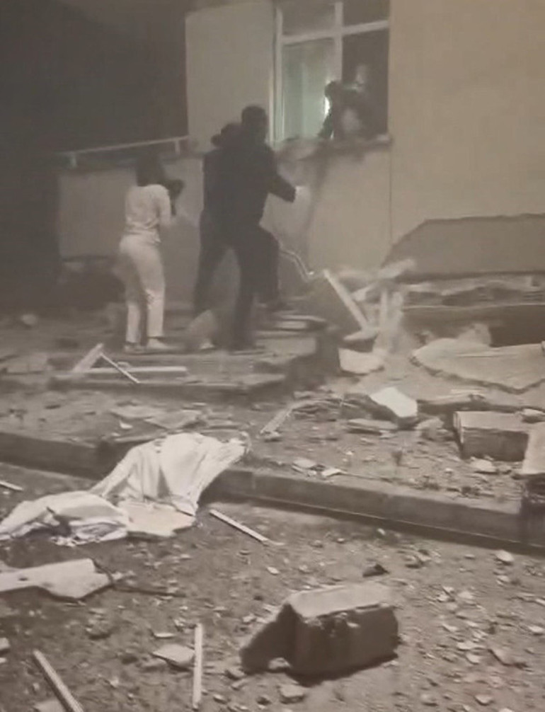 Son dakika... Maltepede 7 katlı binada çökme: Arama kurtarma çalışmaları sürüyor