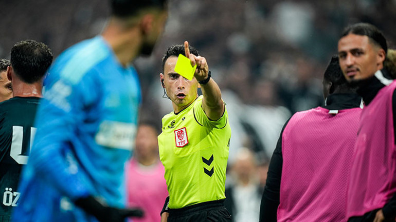 Fırat Aydınus, Beşiktaş-Kocaelispor maçındaki hakem yönetimini yorumladı: İspanyol VAR uyuyunca 2 penaltı, 1 kırmızı kart atlandı