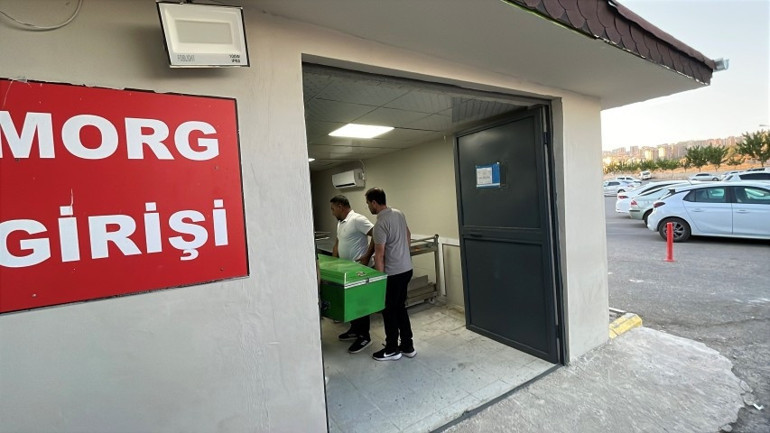 Şanlıurfa’da alevlerin sardığı rezidansta can pazarı: 1 ölü, 1 yaralı