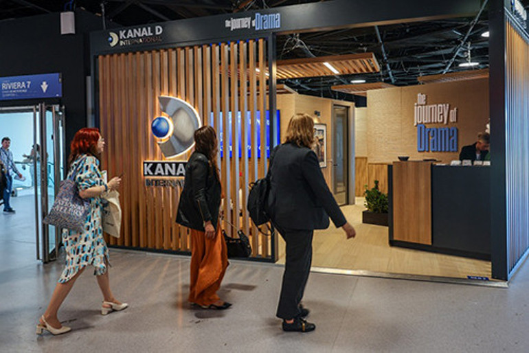 Kanal Dden Cannes çıkarması