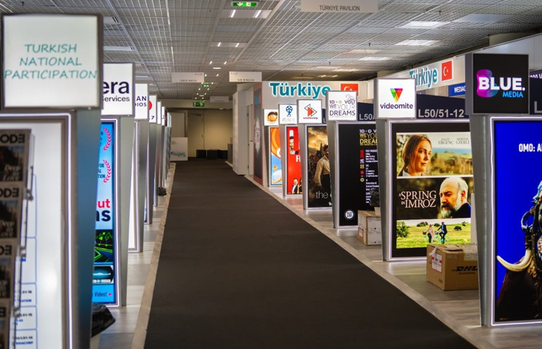 Türk dizileri MIPCOM’da dünya ile buluşuyor