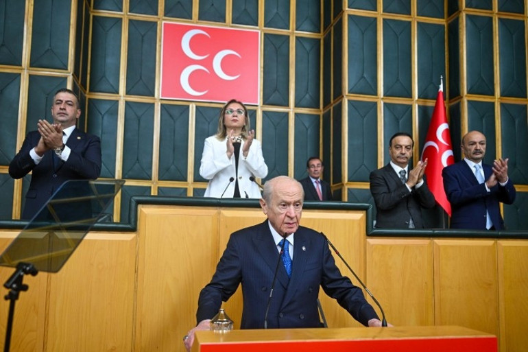 MHP Lideri Bahçeli'den muhalefete sert tepki : Fon soruşturması kaçış rampası değil!