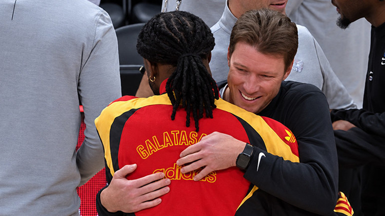 NBA yıldızından Galatasaray sürprizi Geceye damga vurdu