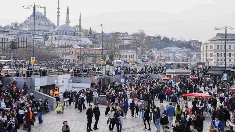 İklim değişikliği mevsim dengesini altüst etti: Sonbahar kısalıyor, ilkbahar uzuyor