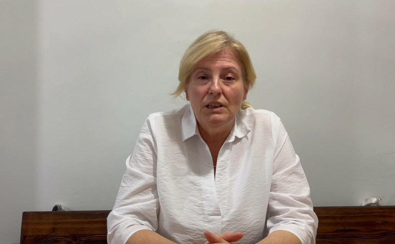 Ameliyatta unutulan gazlı bez bağırsaklarını delmişti: 2 doktora hapis istemiyle dava