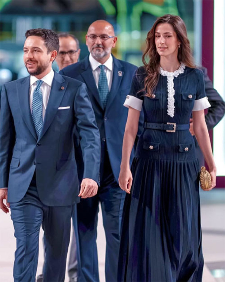 Ünlü gelin takma adının hakkını verdi