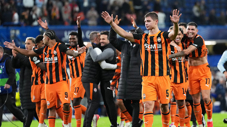 Shakhtar Donetsk 3-1 AEK (UEFA Şampiyonlar Ligi) Arda Turan...