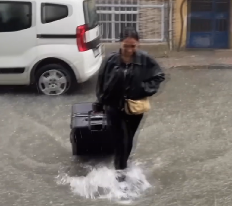 İstanbuldaki sağanak vatandaşı vurdu: İki haftada aynı ev ikinci kez su altında