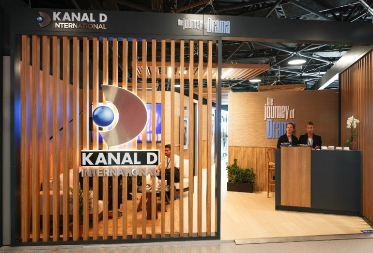 Kanal D MIPCOM 2026nın yıldızı oldu