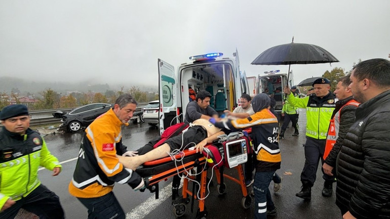 Üsküdar Belediye Başkan Vekili Dündar Ziya Gültekin trafik kazasında hayatını kaybetti