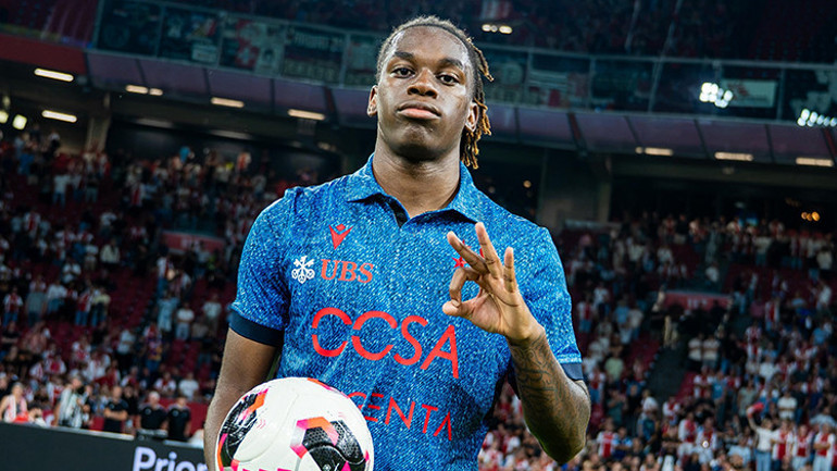 Galatasarayda forvet transferi için karar verildi İki de ayrılık yolda