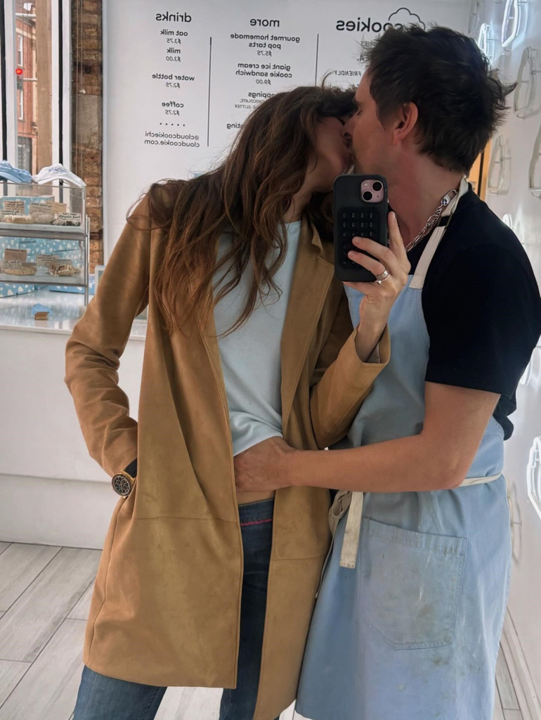Karısından ayrıldıktan iki ay sonra influencer sevgilisiyle ortaya çıktı: Biraz acele etmedin mi dostum