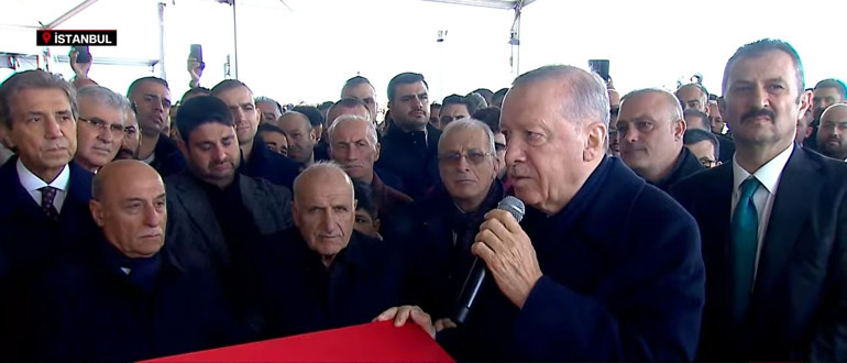 Üsküdar Belediye Başkan Vekili Gültekine veda | Cenazede duygusal anlar: Cumhurbaşkanı Erdoğan, ellerini bırakmadı