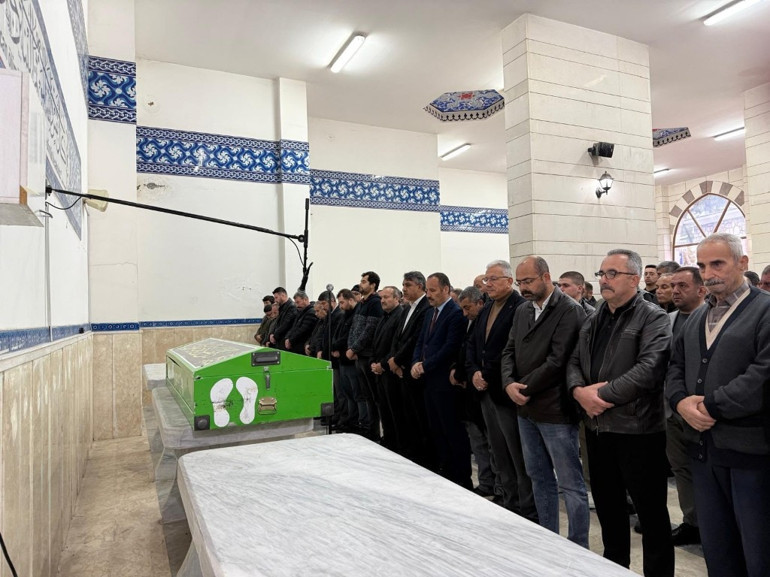 Öldürülen köy imamı, son yolculuğuna uğurlandı