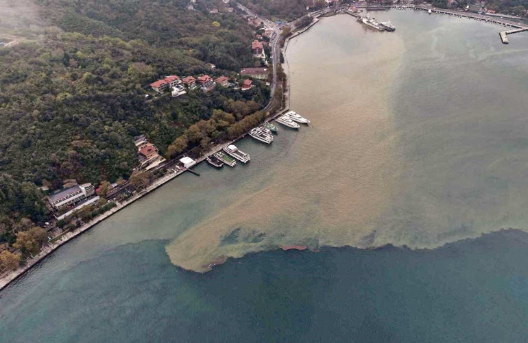 Aracı dereden çıkarılan Derin’in kızları: ‘Ne olur babamı bulun’