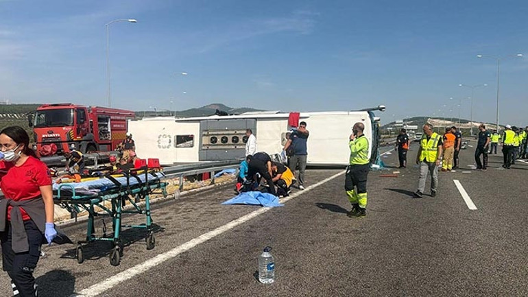 Manisadaki otobüs kazasından acı haber geldi: Hayatını kaybedenlerin sayısı 12ye çıktı