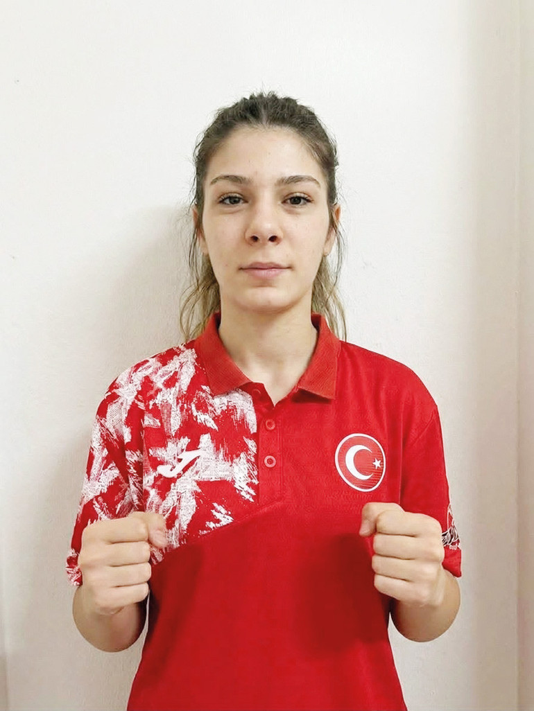 Şampiyon boksörlerimizden genç kızlara tavsiye: ‘Kendinize şans vermekten vazgeçmeyin’