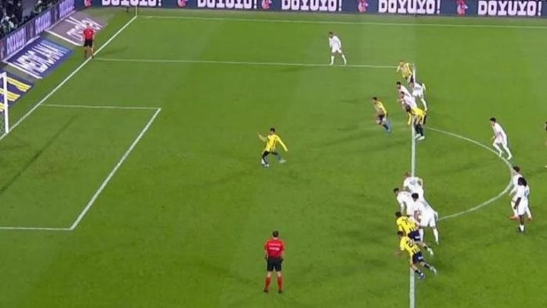 Fenerbahçenin Alanyaspor maçında verilmeyen golü doğru mu Fena bir hata