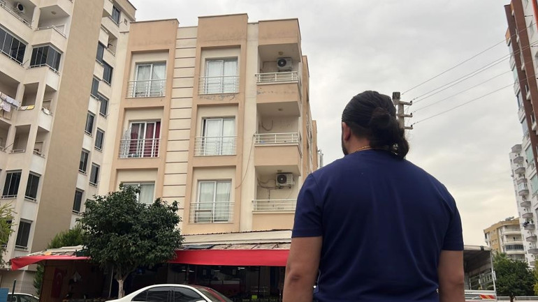 Satın aldığı eve yaklaşık iki yıldır giremiyor Hem mal sahibiyim hem de üstüne para veriyorum