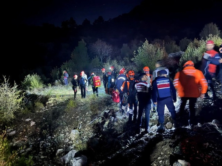 Yazılı Kanyonda facia: Eğitim için giden İHH ekibinden 1 eğitmen hayatını kaybetti, 10 kişi kurtarılmayı bekliyor