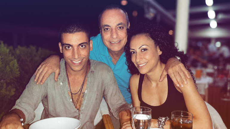 Can Bonomo babasını son yolculuğuna uğurladı... Yorumlara tepki gösterdi